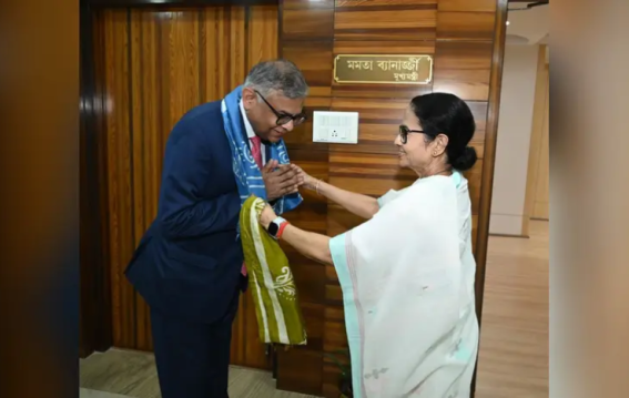 Tata Group Chief Finally Meets Mamata Banerjee After 14 Years